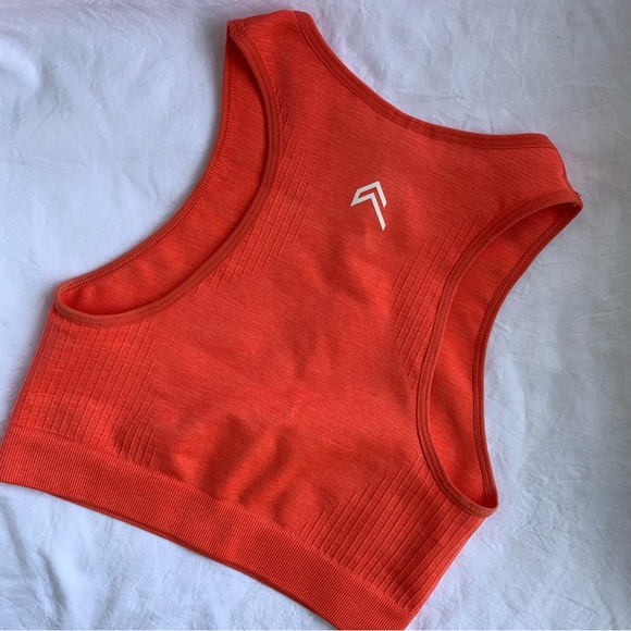 ONER ACTIVE | Classic Seamless Crop Top - Picture 2 of 2